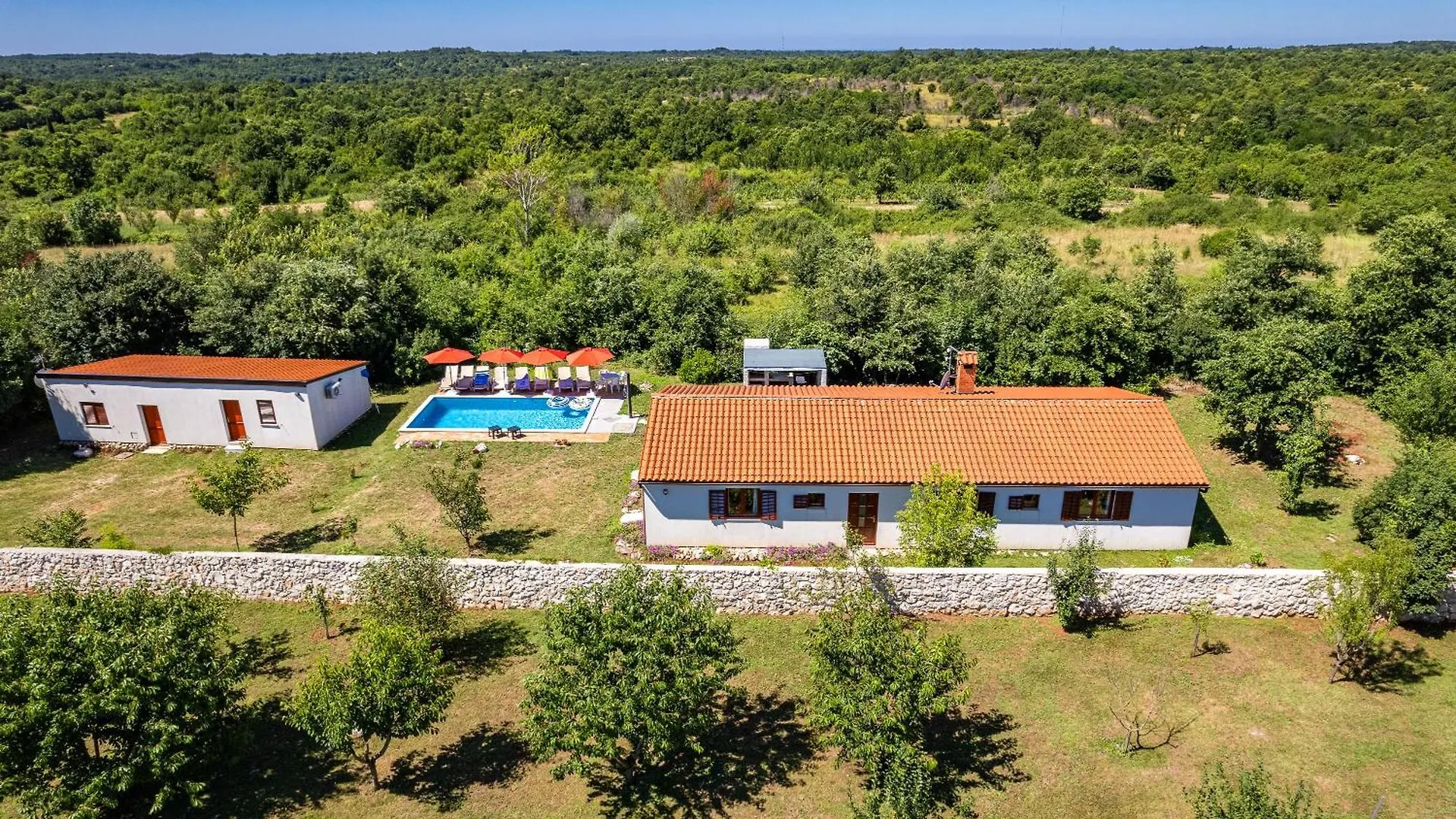 Villa Mina - Orihi 0*,